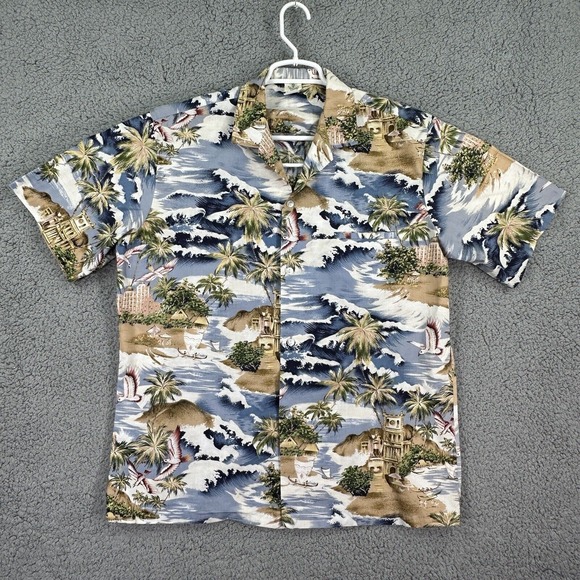 Royal Creations Hawaiian Shirt Mens L Island Living Waves Aloha Tropical‎ Camp - Picture 1 of 7